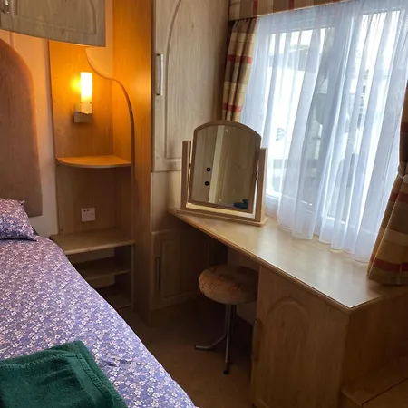 19 Forest Views * Plumbland